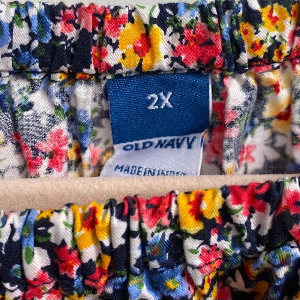 Old Navy Navy Floral Top Puff Sleeves Size 2X NWT